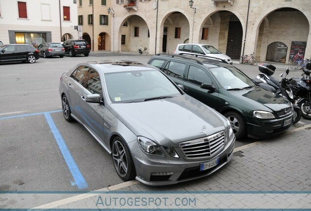 Mercedes-Benz E 63 AMG W212