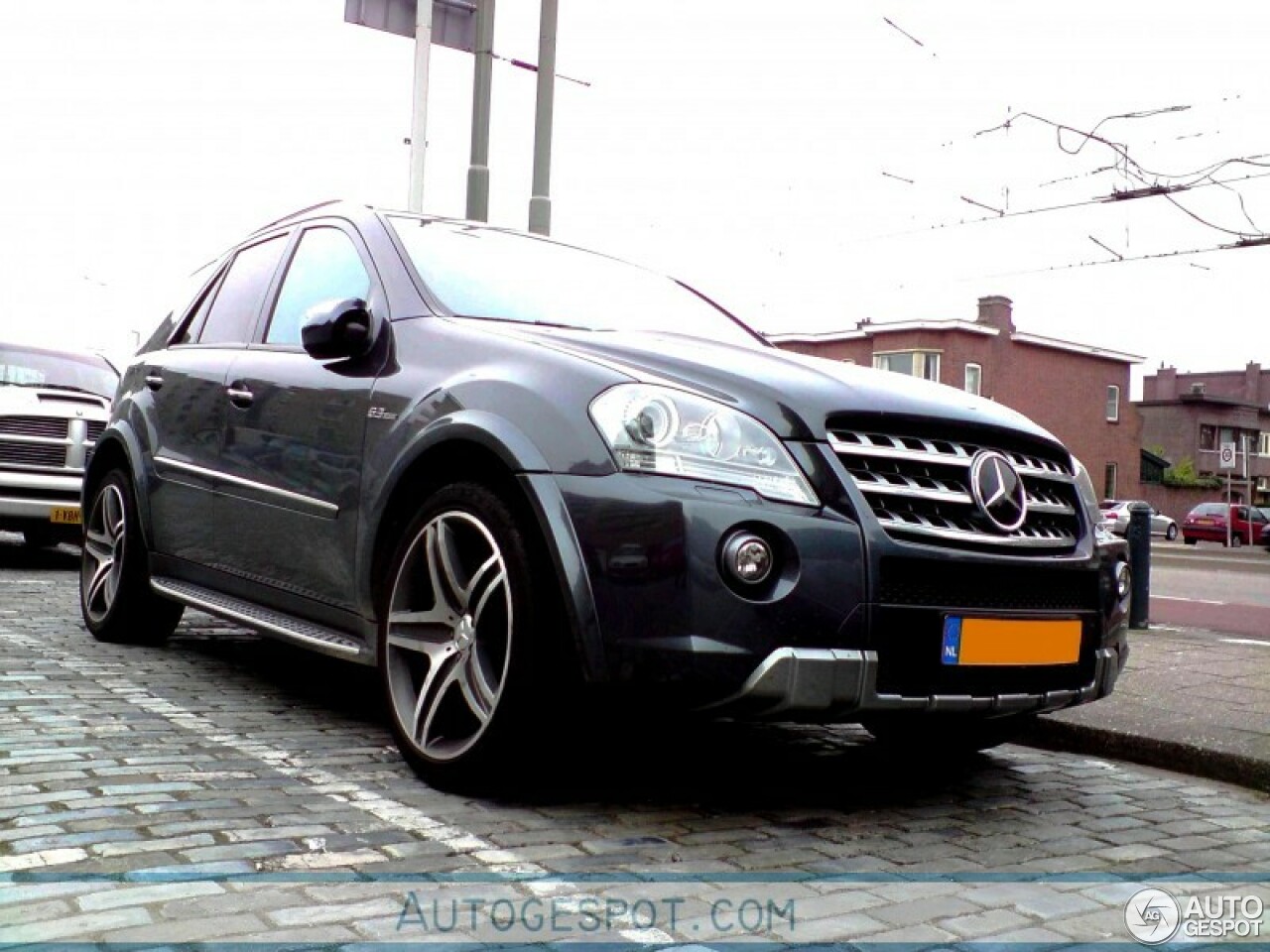 Mercedes-Benz ML 63 AMG 10th Anniversary