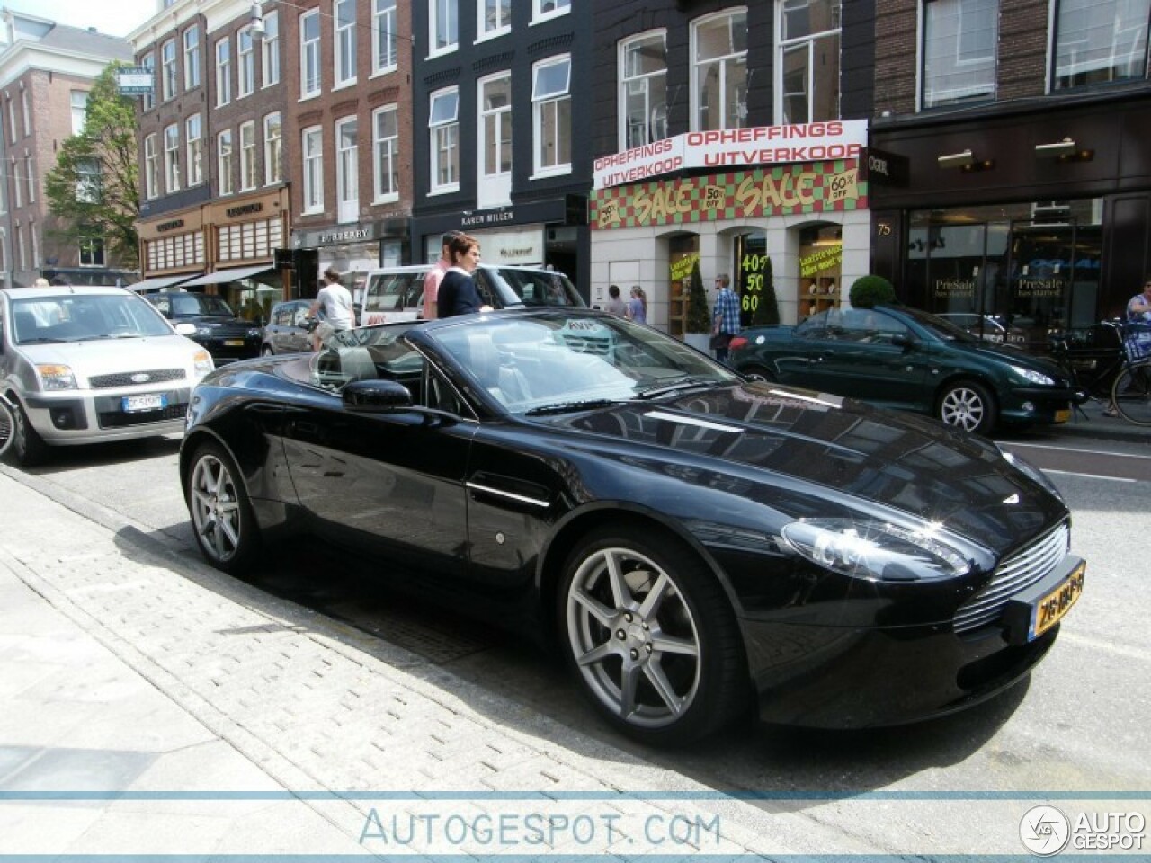 Aston Martin V8 Vantage Roadster