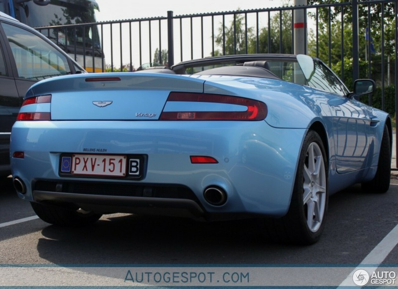 Aston Martin V8 Vantage Roadster