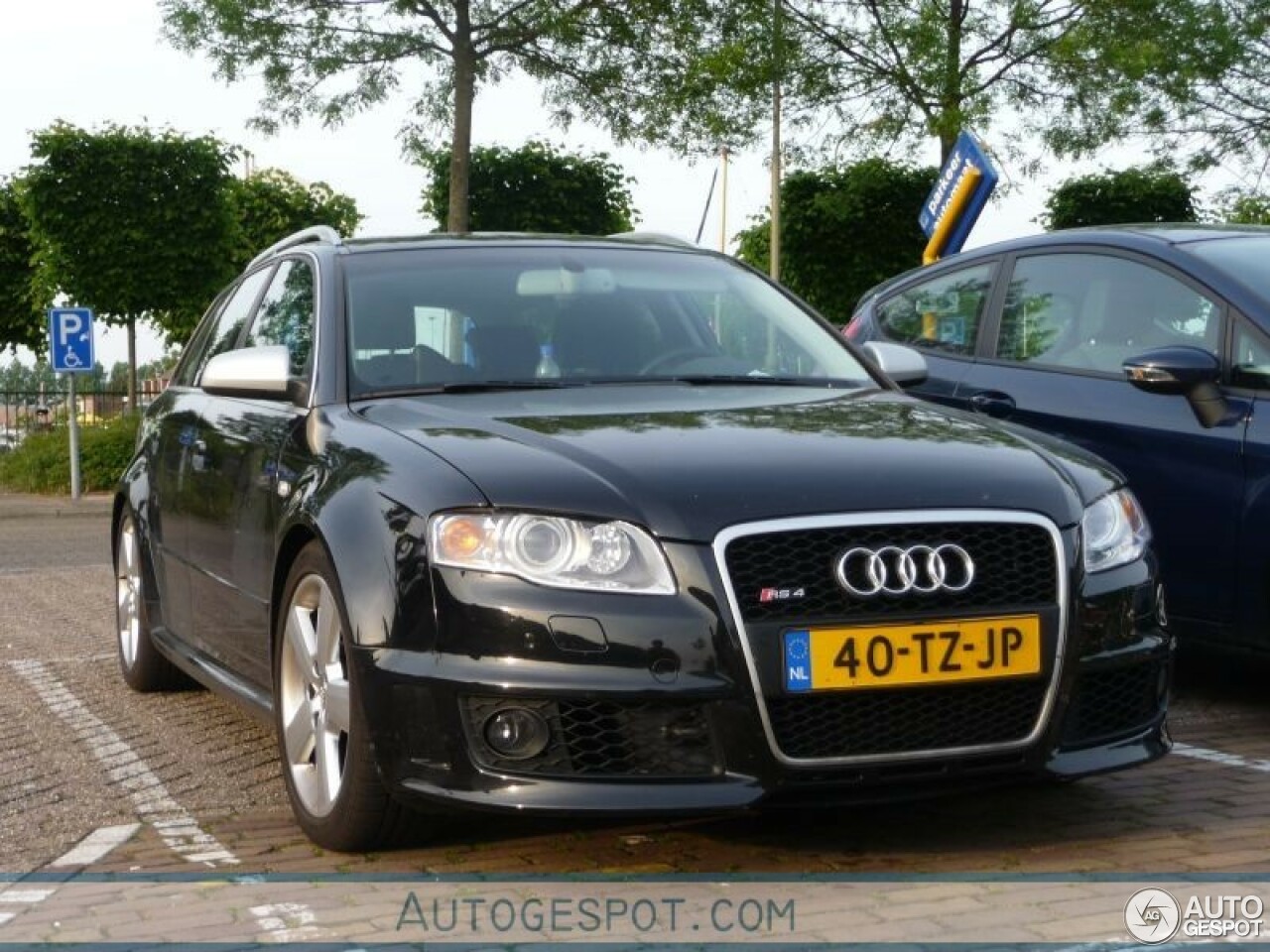 Audi RS4 Avant B7