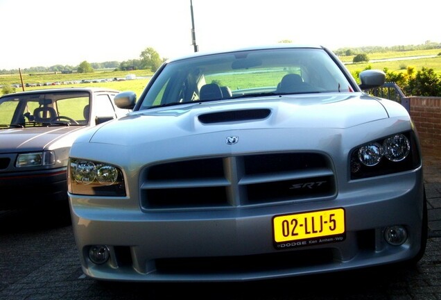 Dodge Charger SRT-8