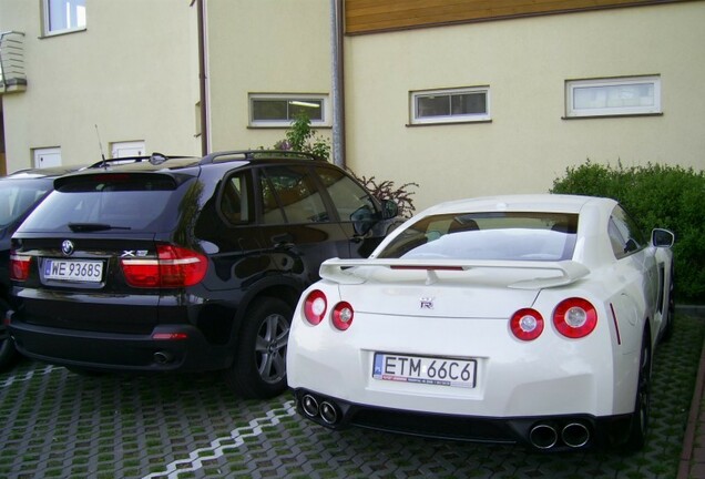 Nissan GT-R