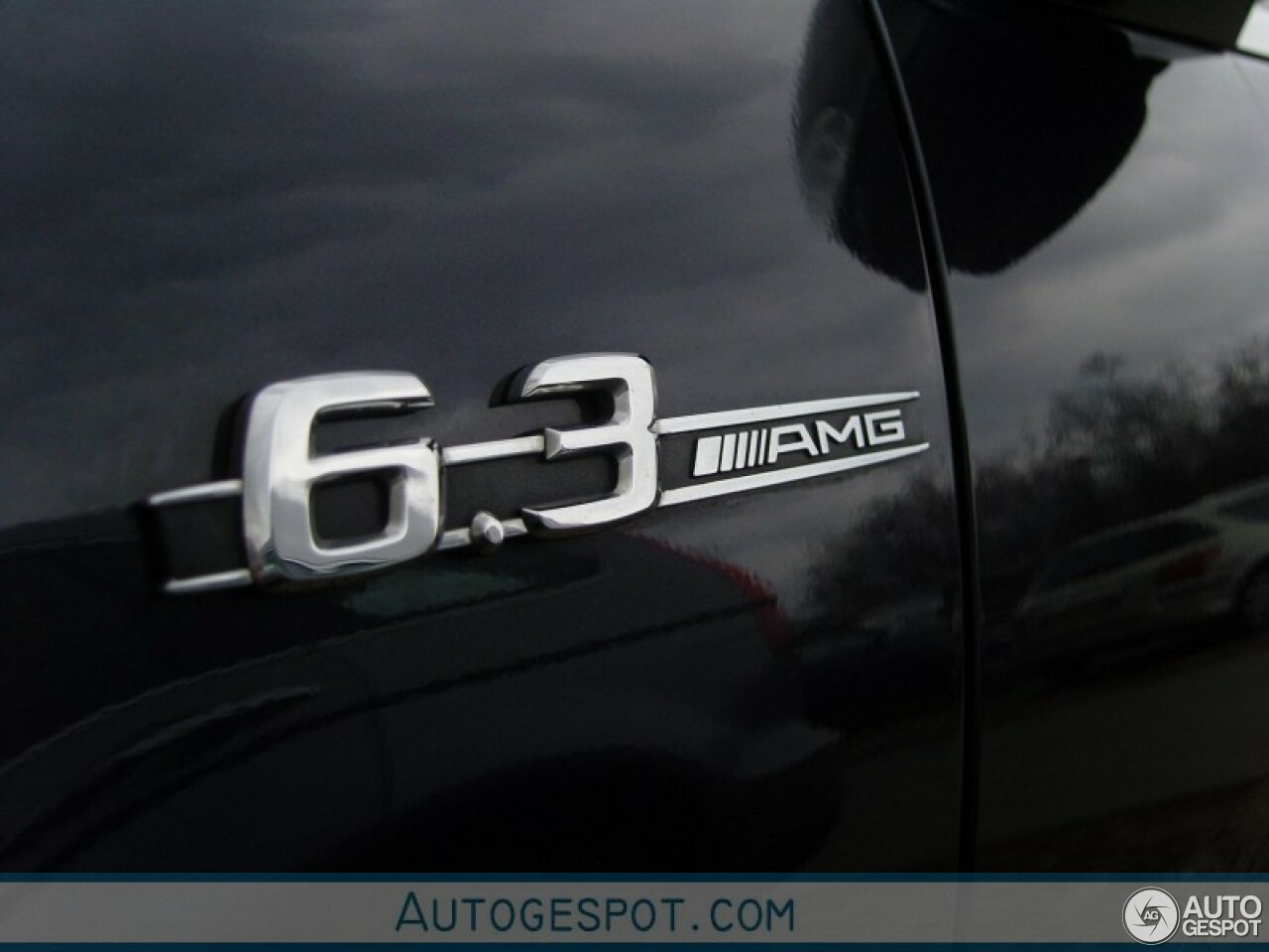 Mercedes-Benz R 63 AMG
