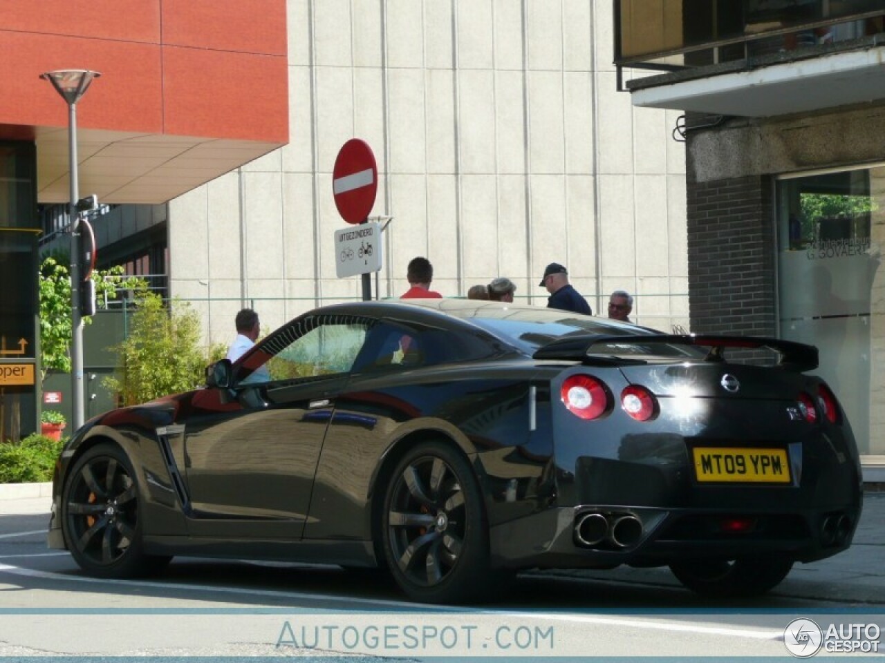 Nissan GT-R