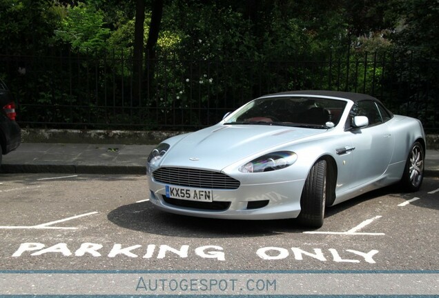 Aston Martin DB9 Volante