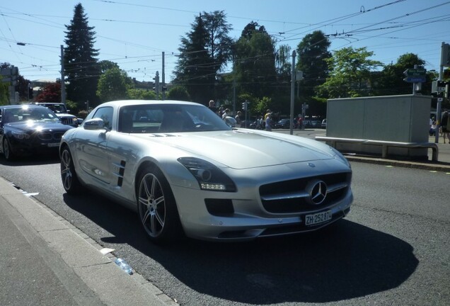 Mercedes-Benz SLS AMG