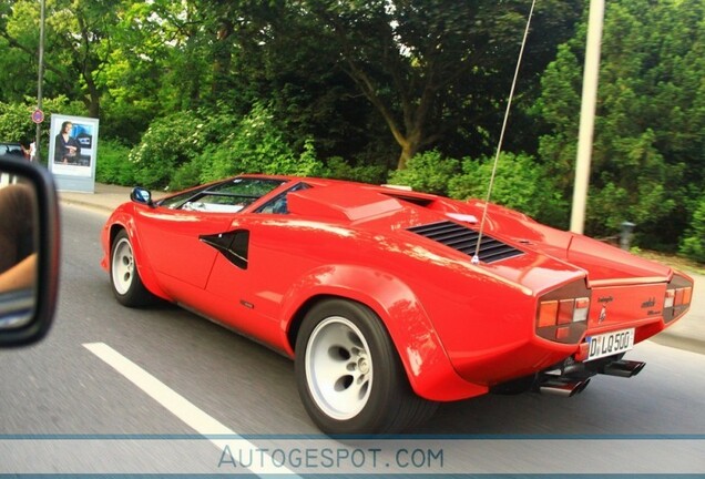 Lamborghini Countach 5000 Quattrovalvole