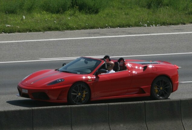 Ferrari Scuderia Spider 16M