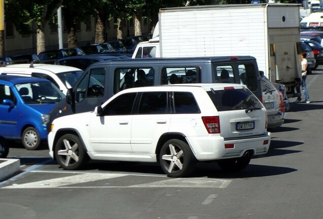 Jeep Grand Cherokee SRT-8 2005