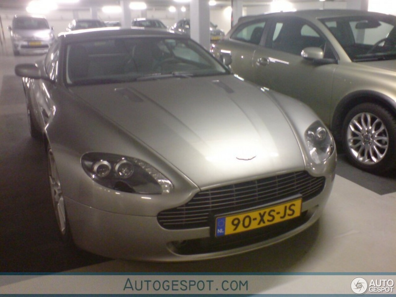 Aston Martin V8 Vantage