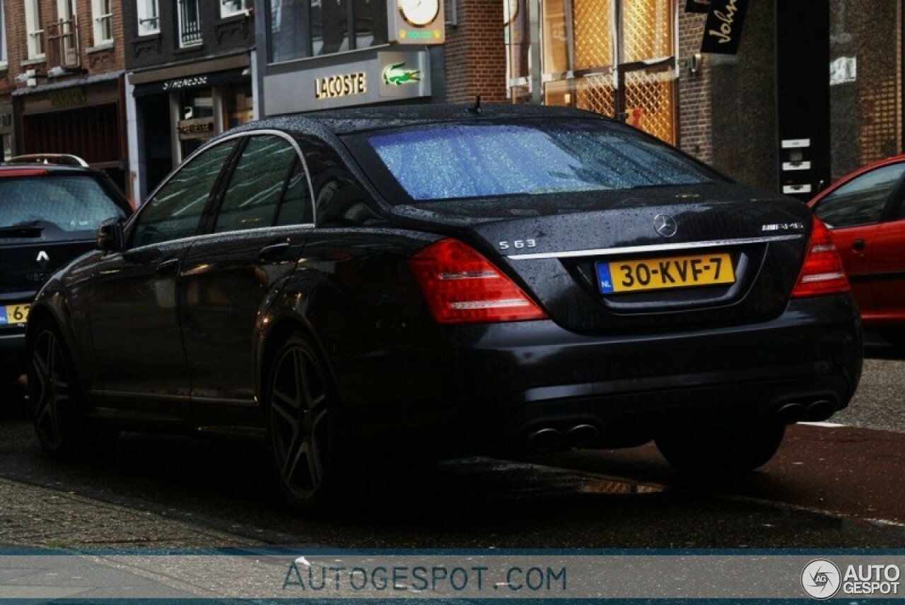 Mercedes-Benz S 63 AMG W221 2010