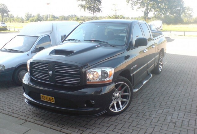 Dodge RAM SRT-10 Quad-Cab