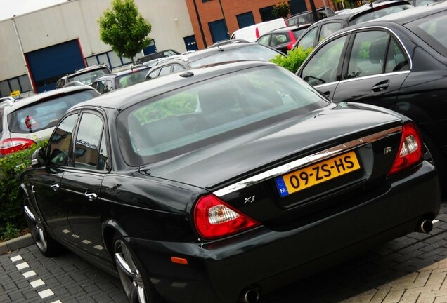 Jaguar XJR