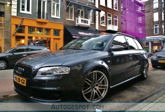 Audi RS4 Avant B7