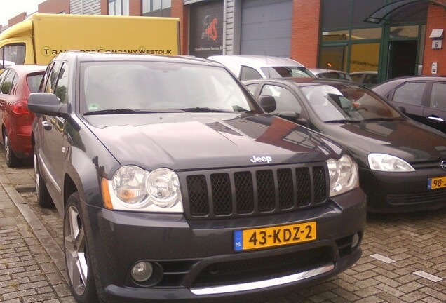 Jeep Grand Cherokee SRT-8 2005