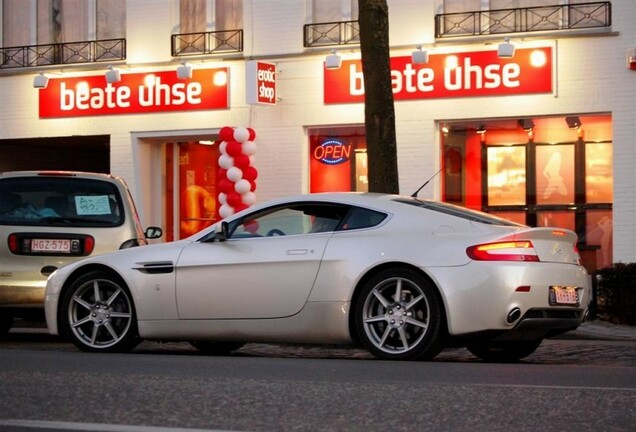 Aston Martin V8 Vantage