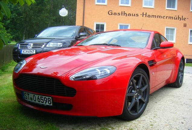 Aston Martin V8 Vantage