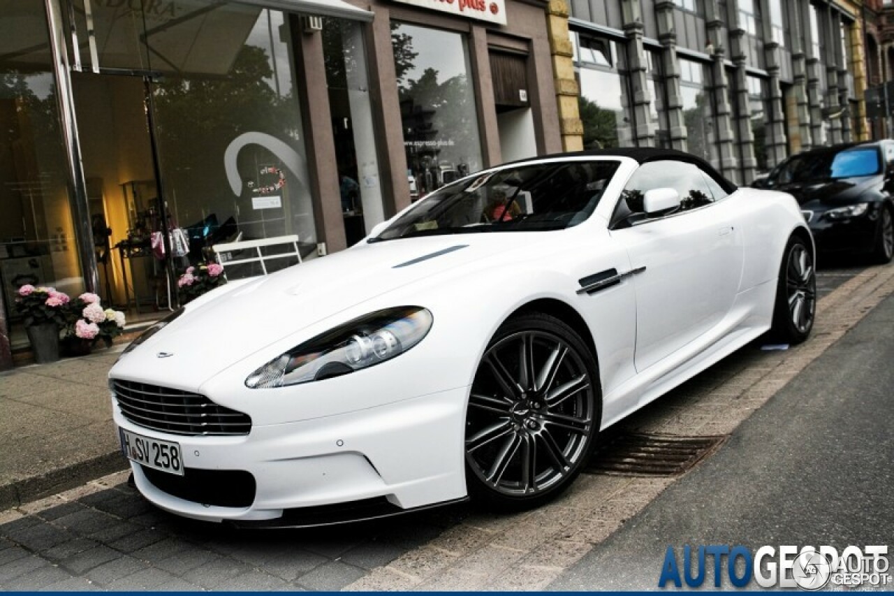 Aston Martin DBS Volante