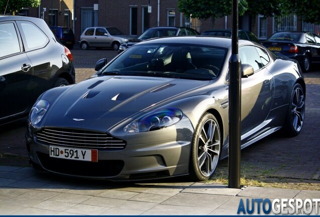 Aston Martin DBS