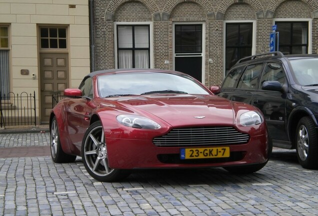 Aston Martin V8 Vantage Roadster