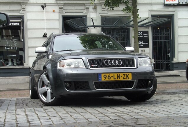 Audi RS6 Avant C5