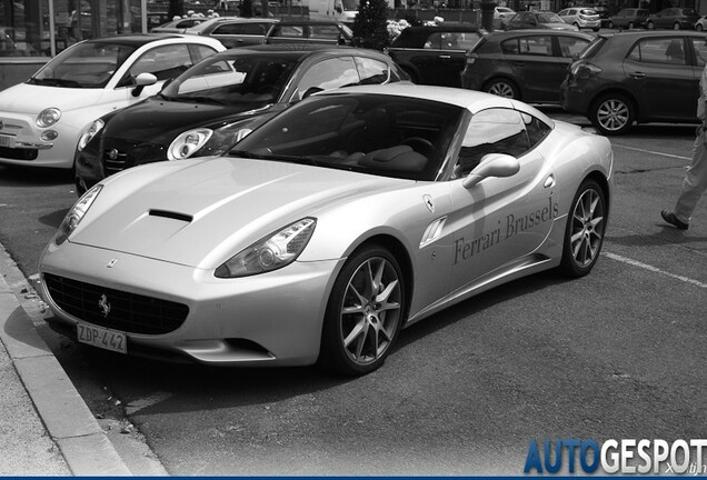 Ferrari California