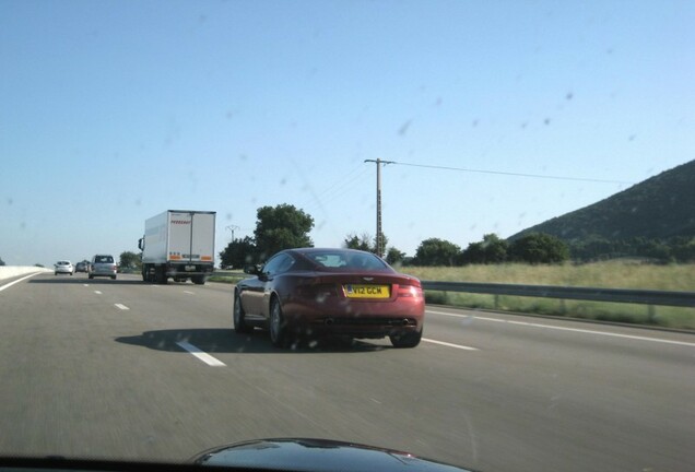 Aston Martin DB9