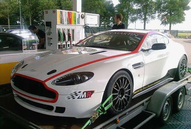 Aston Martin V8 Vantage N24