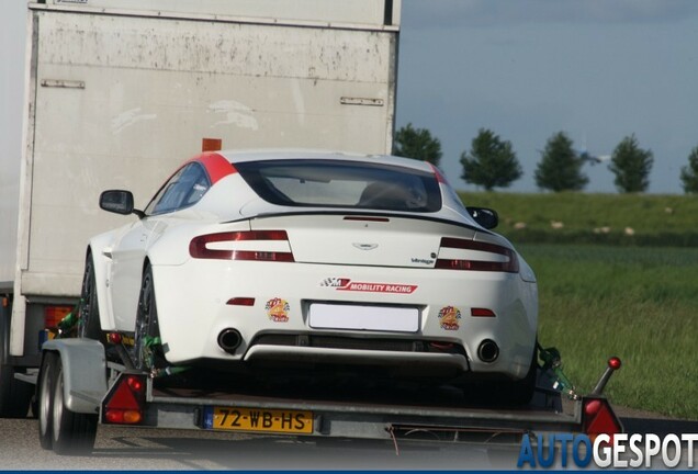 Aston Martin V8 Vantage N24