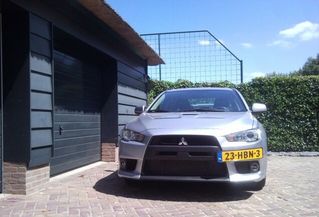 Mitsubishi Lancer Evolution X