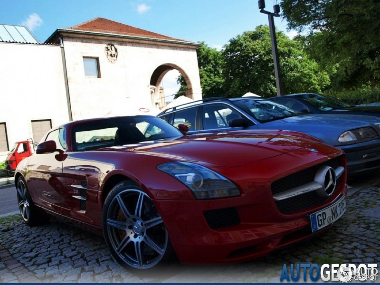 Mercedes-Benz SLS AMG