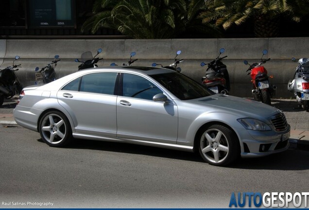 Mercedes-Benz S 63 AMG W221