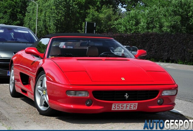 Ferrari F355 Spider