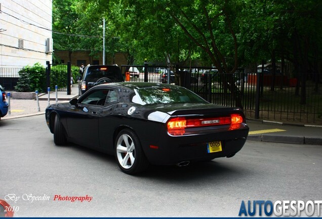 Dodge Challenger SRT-8