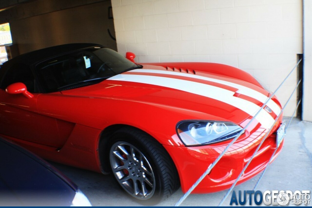 Dodge Viper SRT-10 Roadster 2003