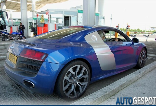 Audi R8 V10