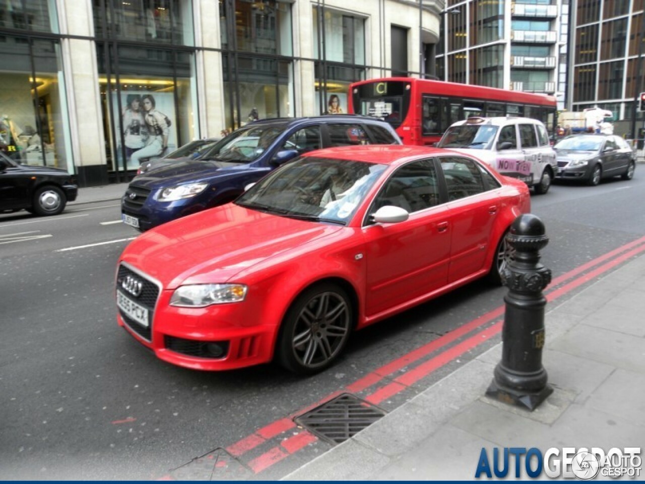 Audi RS4 Sedan