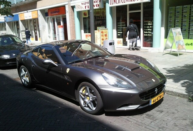 Ferrari California