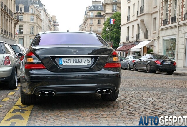 Mercedes-Benz CL 63 AMG C216