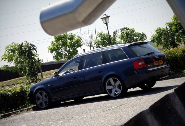 Audi RS6 Avant C5