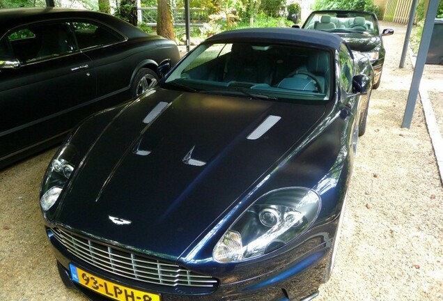 Aston Martin DBS Volante