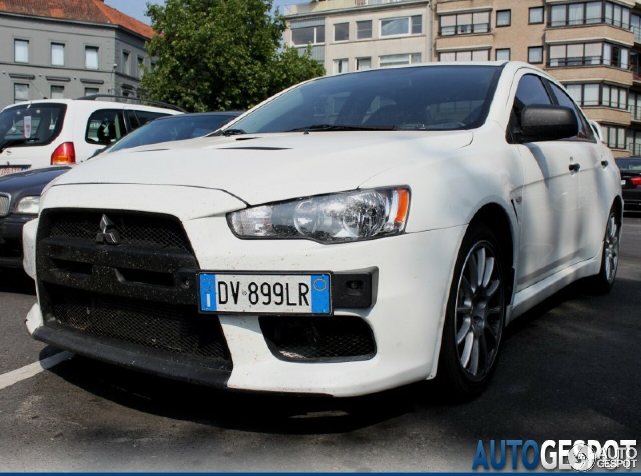 Mitsubishi Lancer Evolution X RS