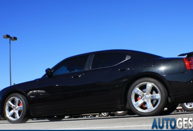 Dodge Charger SRT-8