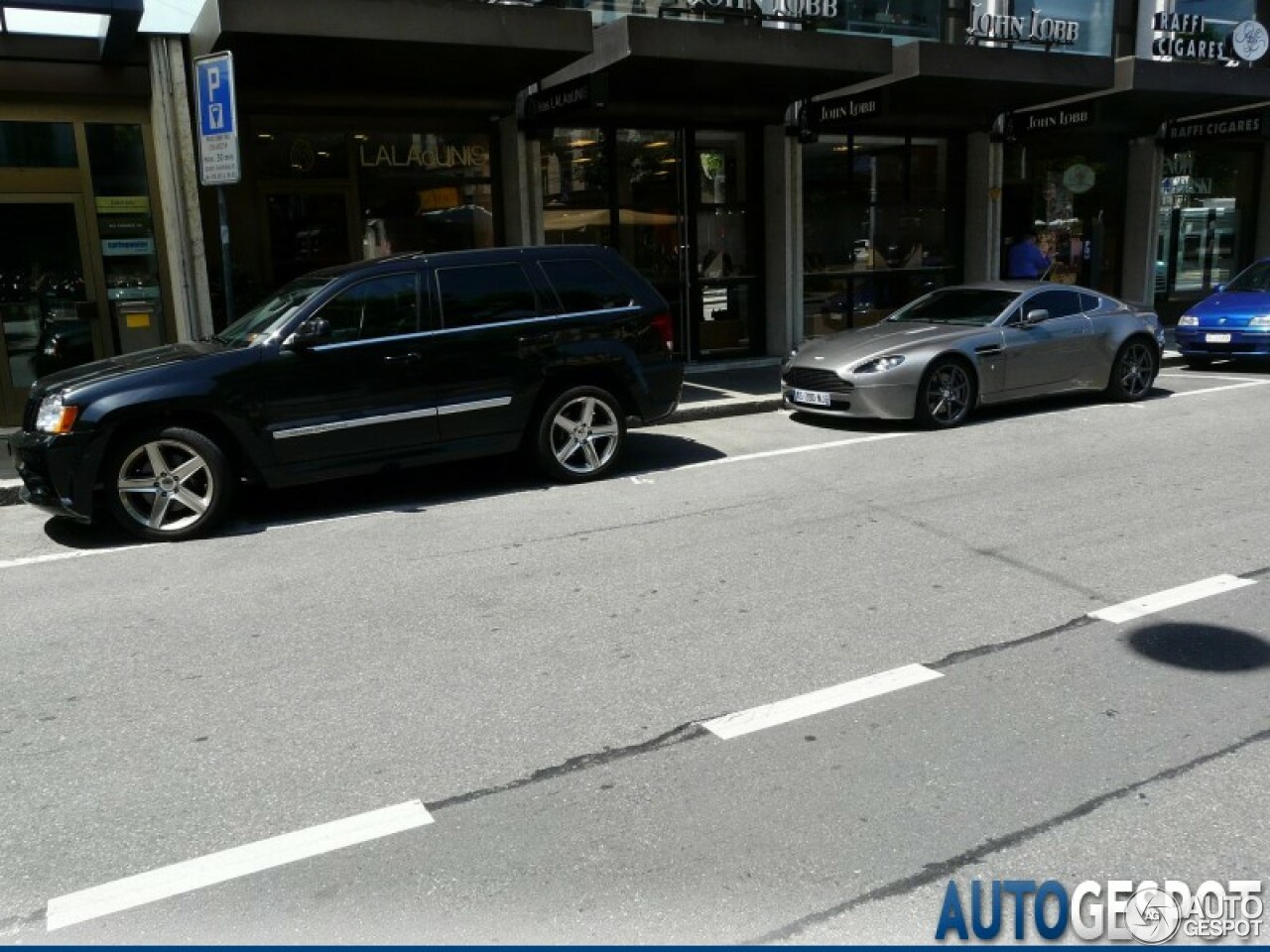 Aston Martin V8 Vantage