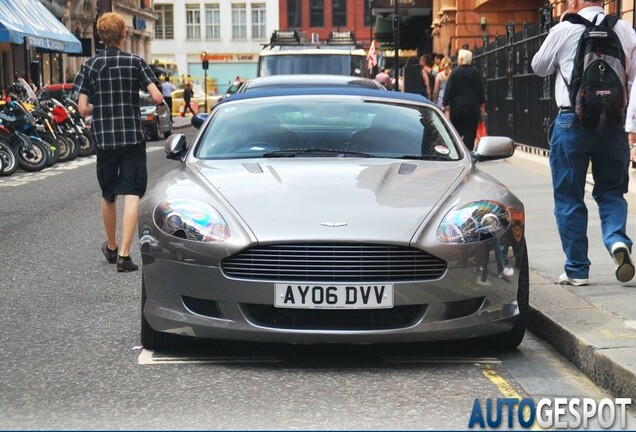 Aston Martin DB9 Volante