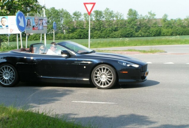 Aston Martin DB9 Volante