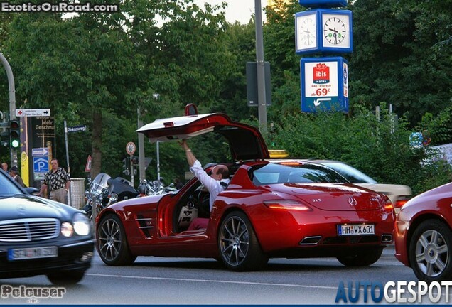 Mercedes-Benz SLS AMG