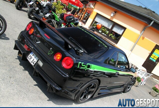 Nissan Skyline R34