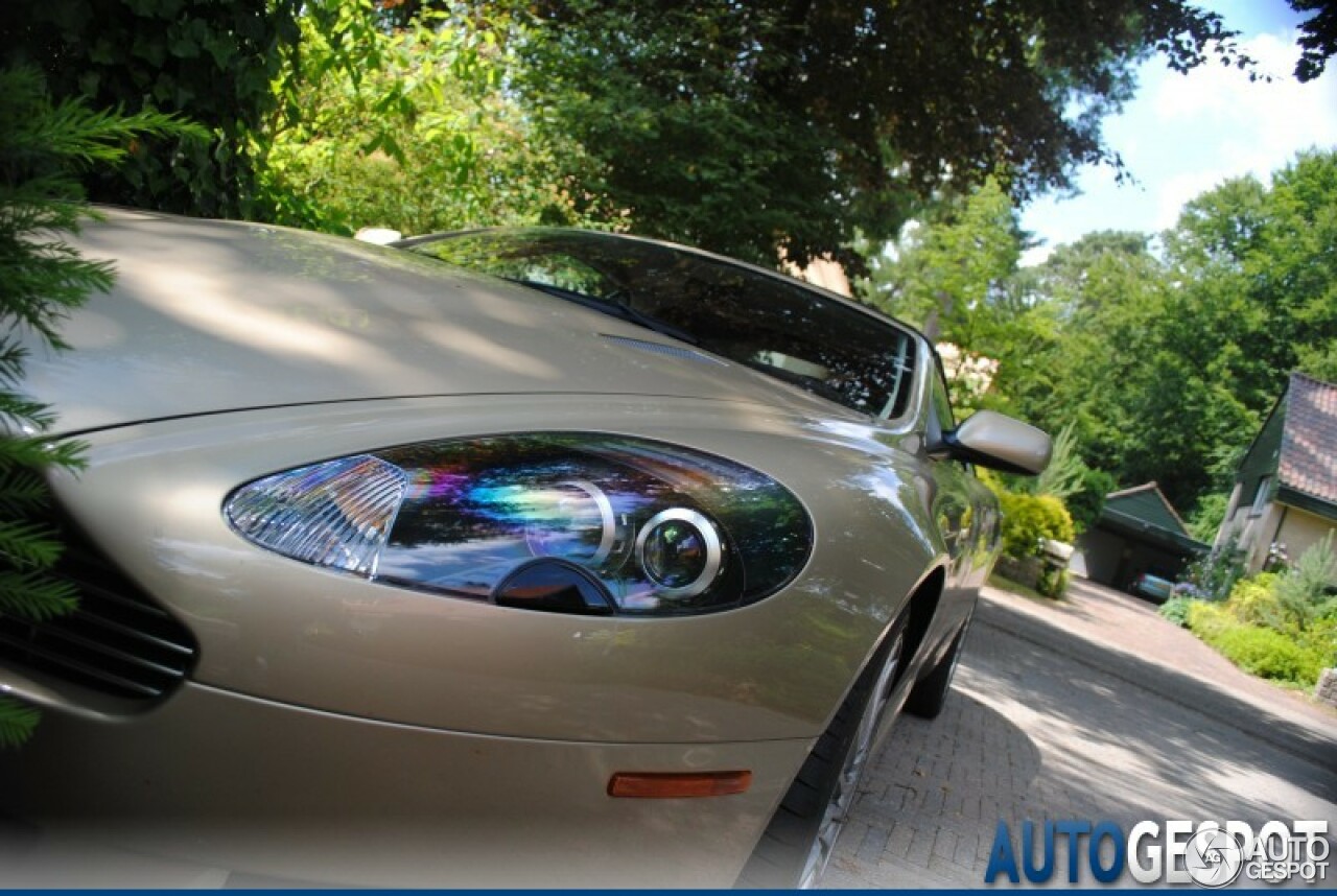 Aston Martin DB9 Volante